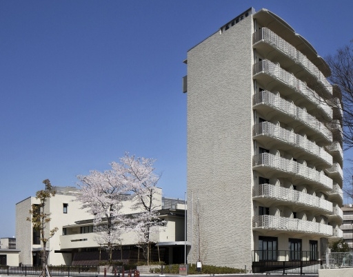 Tòa nhà Minami-Senri Kokusai